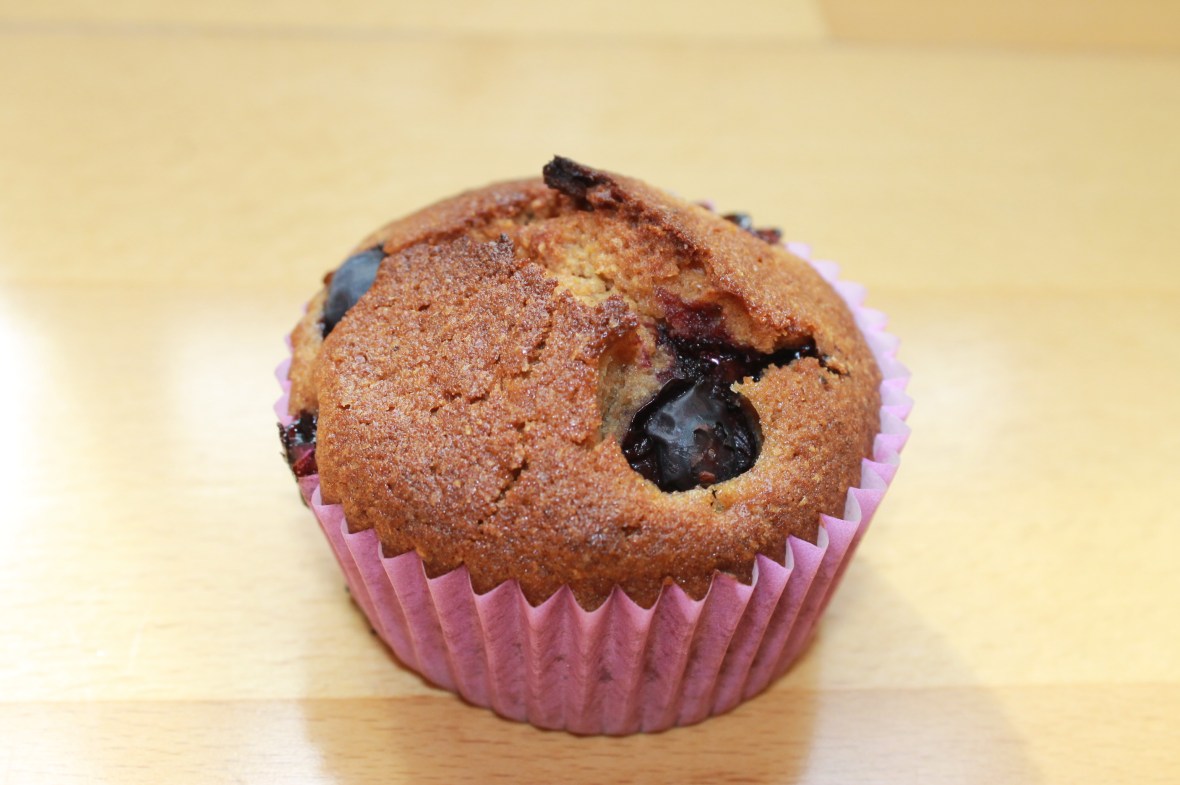 muffins integrales de arándanos